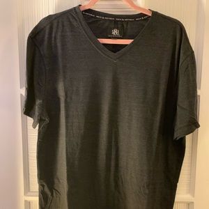 Rock and Republic XL Men’s Grey Tee